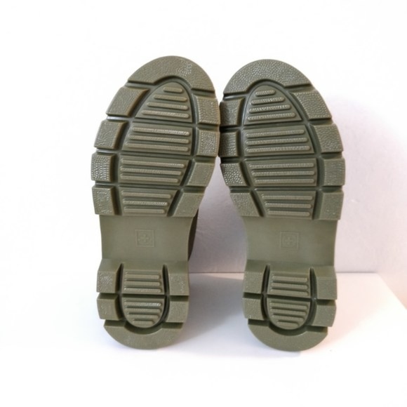 NIB Dr. Martens Bonny II Mid Boots - Picture 5 of 8